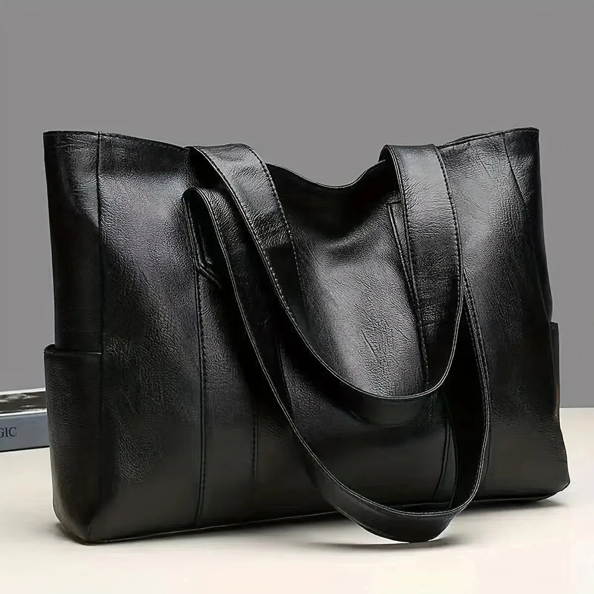 Martha | Klassieke tas met tijdloze elegantie