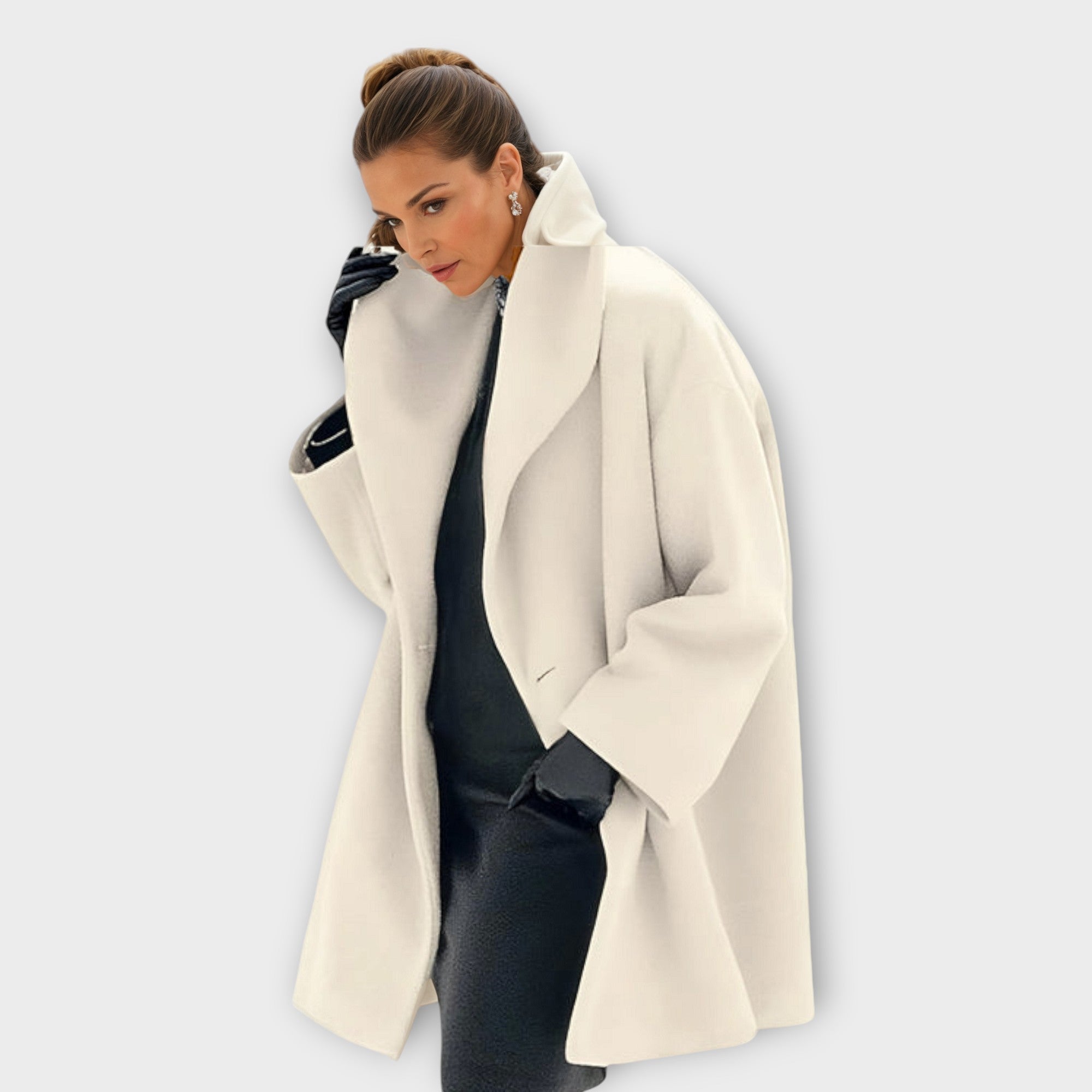 Elena | Classy Mantel